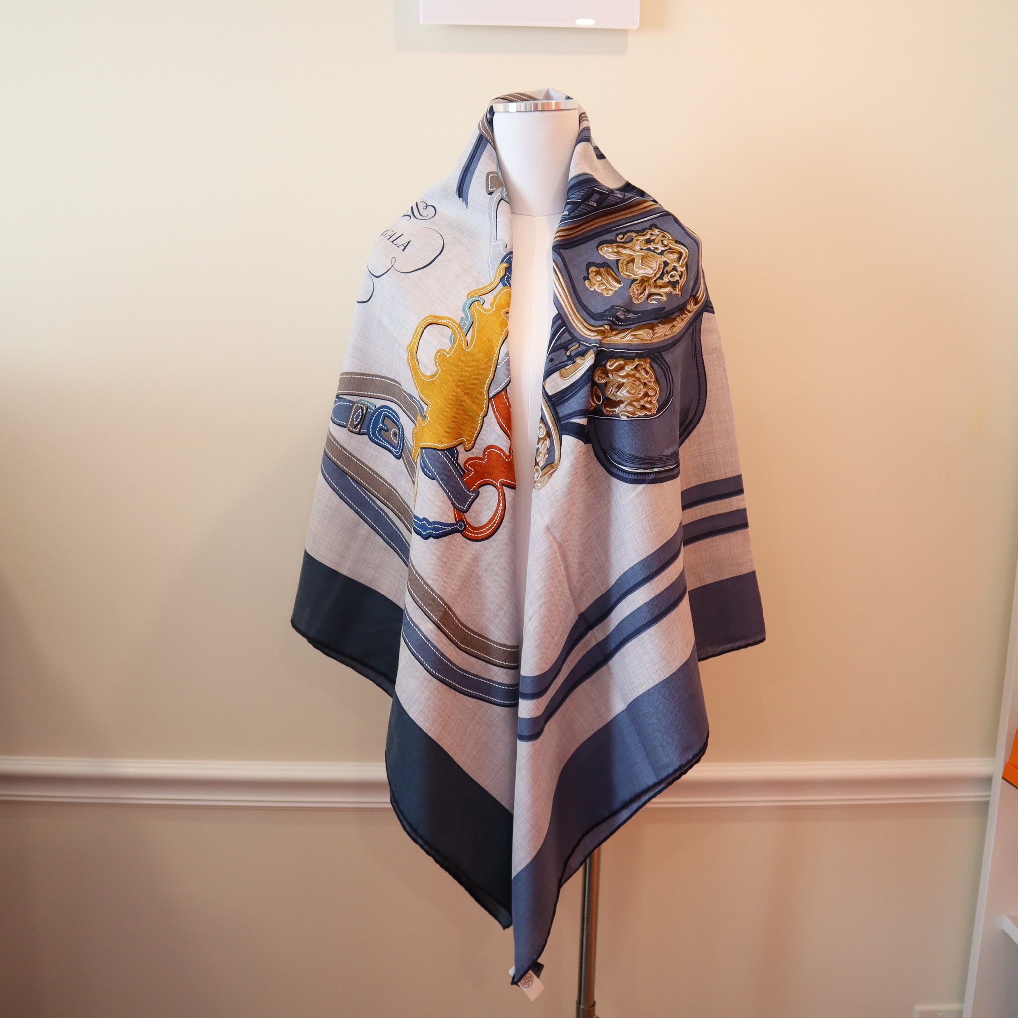 HERMES CASHMERE SHAWL 140 SCARF 55 Brides de Gala Applique Pique