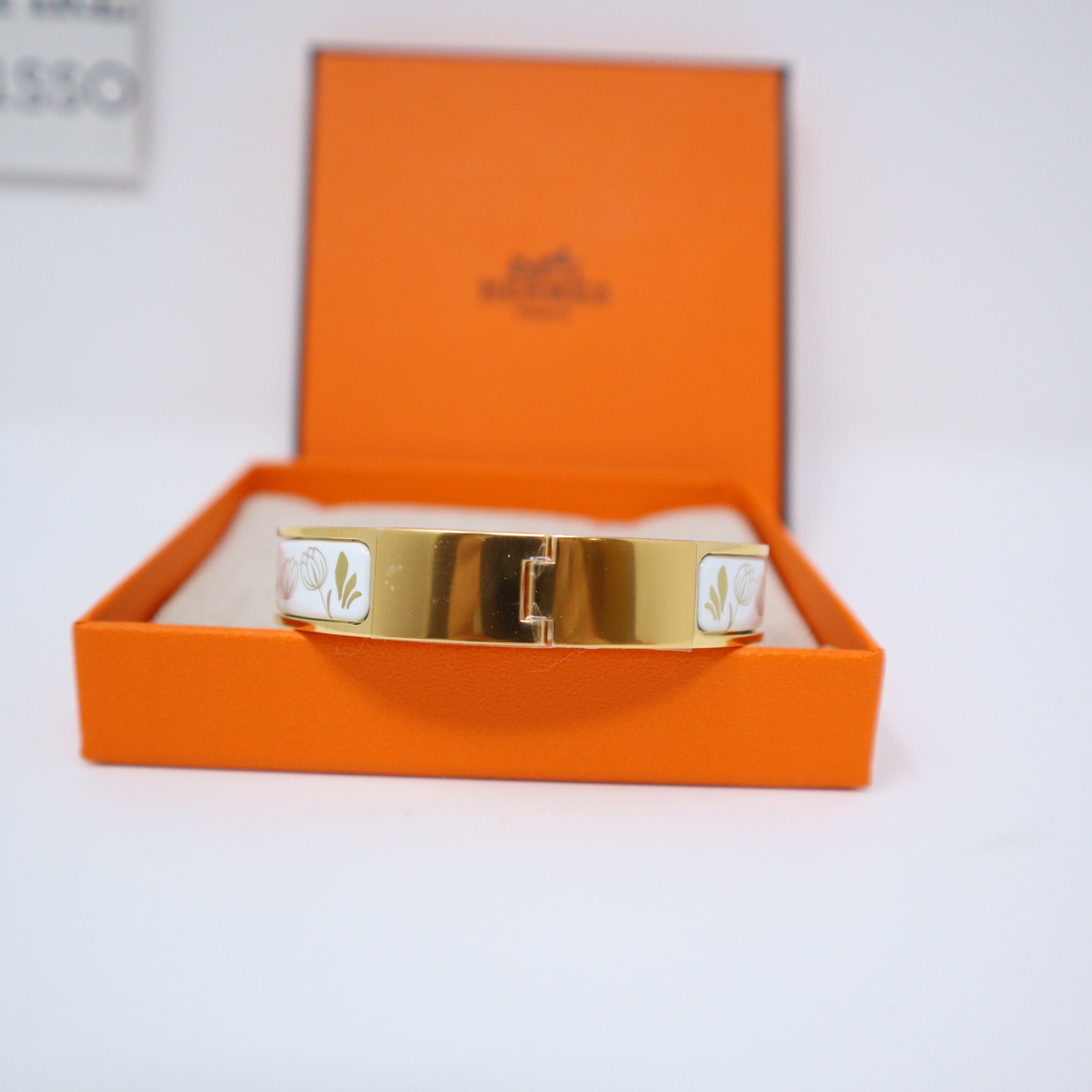 NEW HERMES CLIC H Printed Les Leopards bracelet White Gold Jaune Or Bl –  Empire Lusso