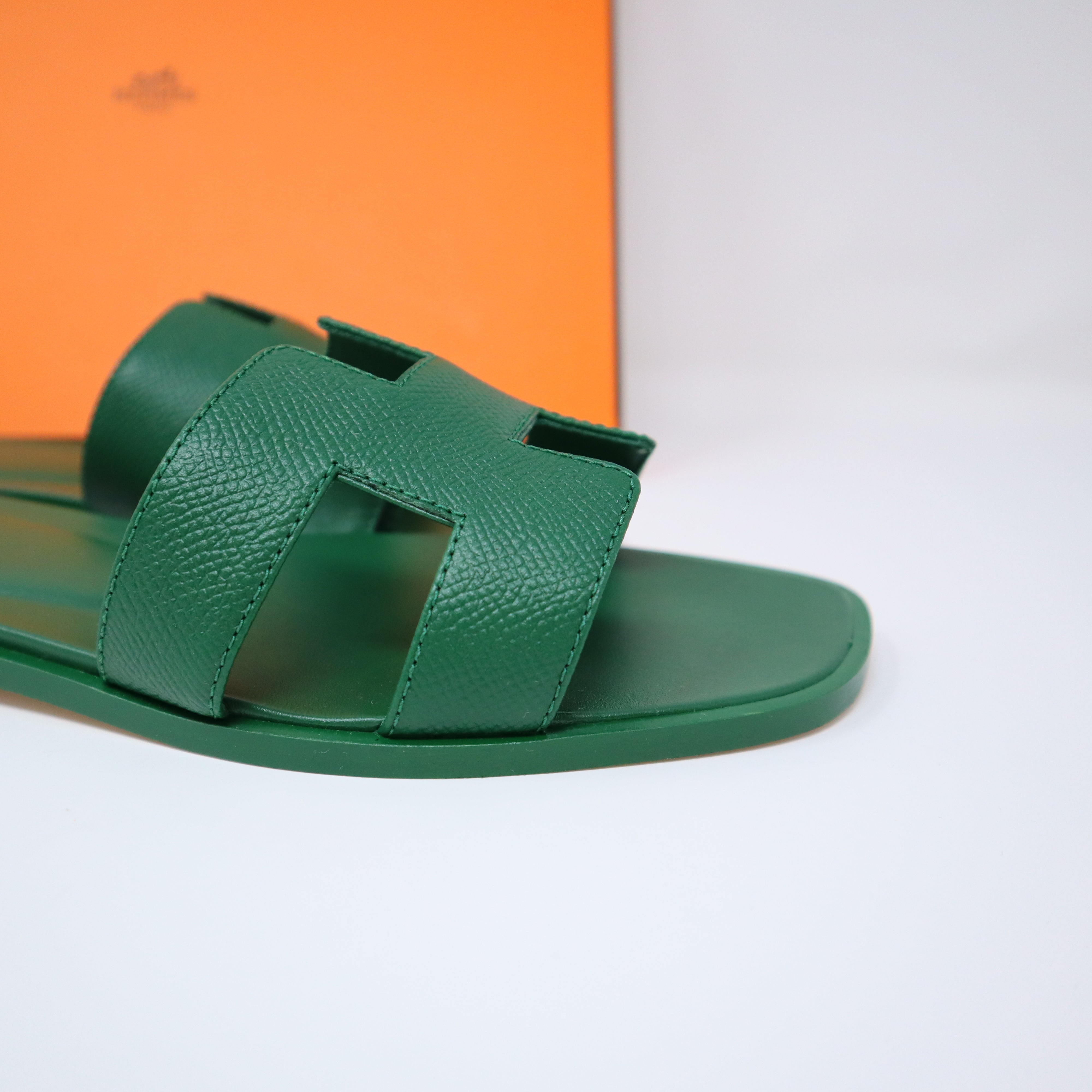 36.5 NEW HERMES ORAN H SANDALS SLIPPERS EPSOM VERT EMERALD – Empire Lusso