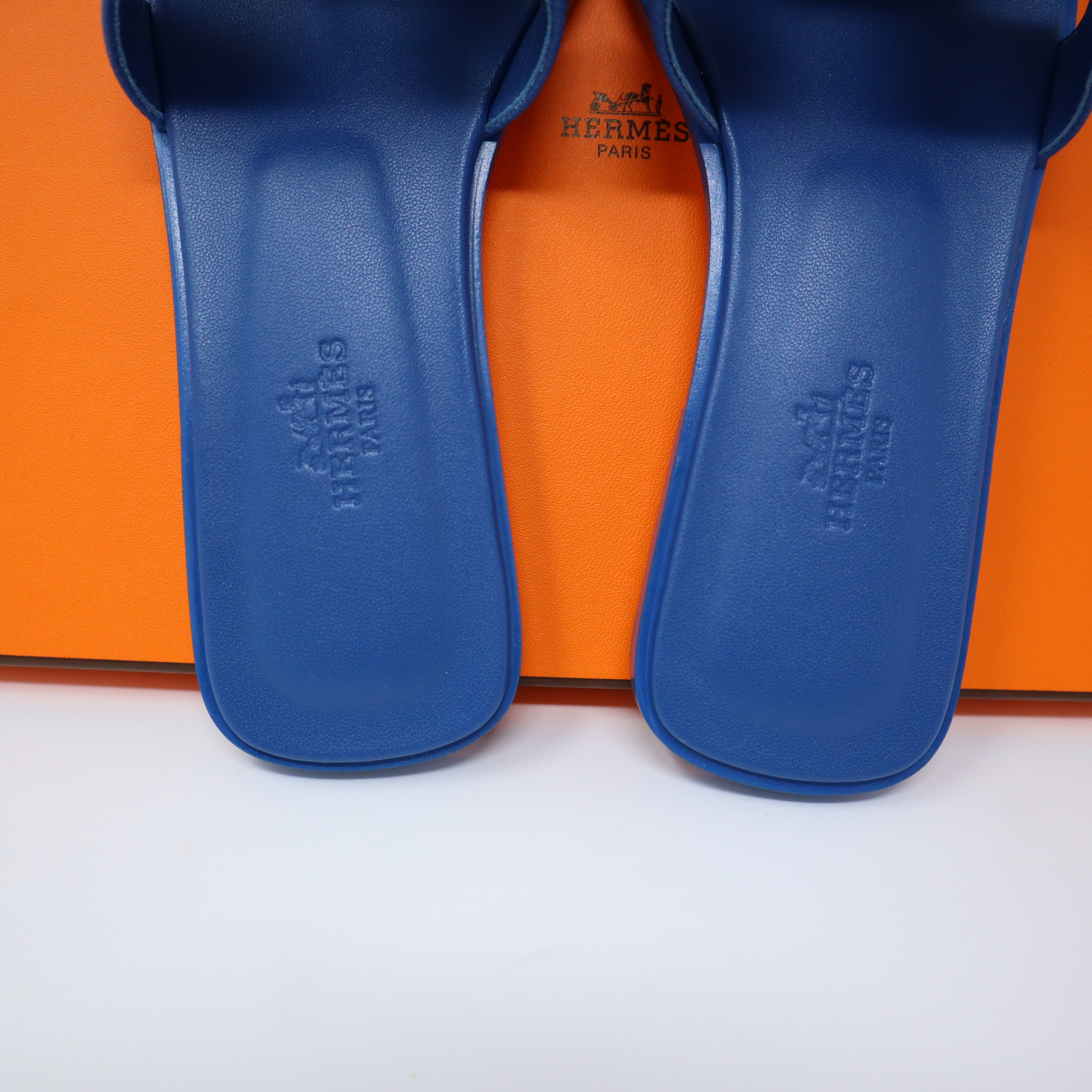 HERMES Calfskin Oran Sandals 37.5 Bleu Bleuet 647207