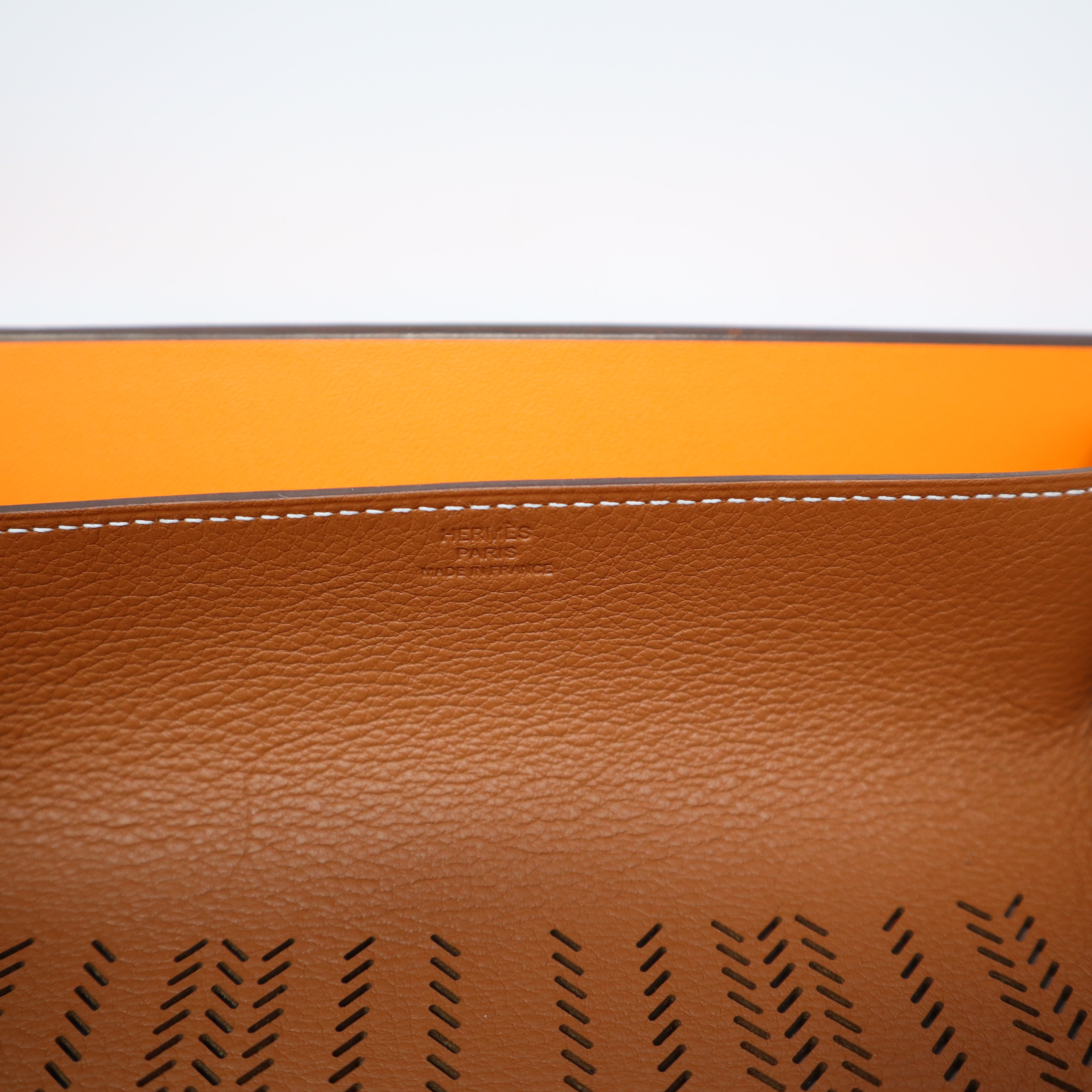 Hermes Mises et Relances GM Leather Change Tray – Madison Avenue