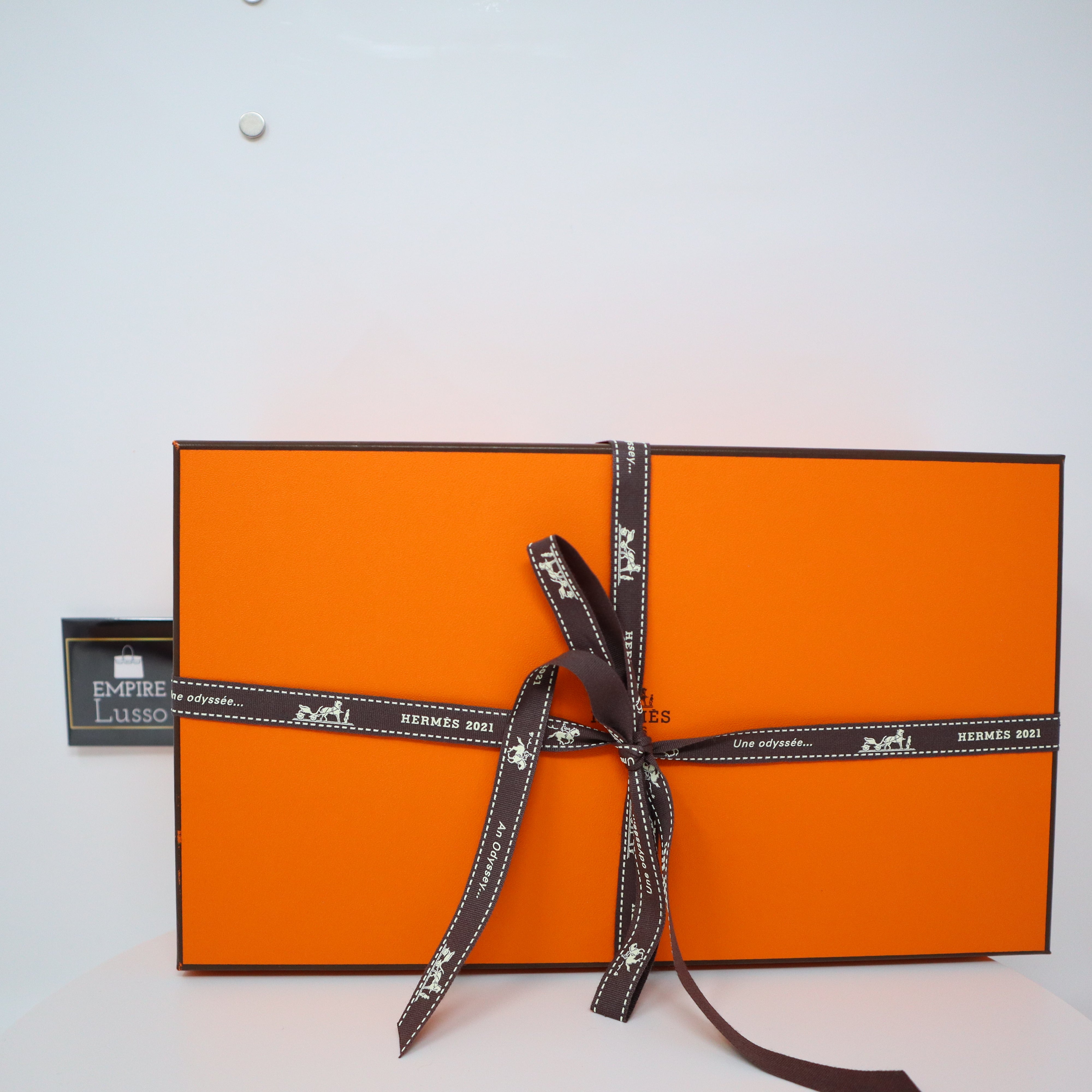 hermes box with ribbon