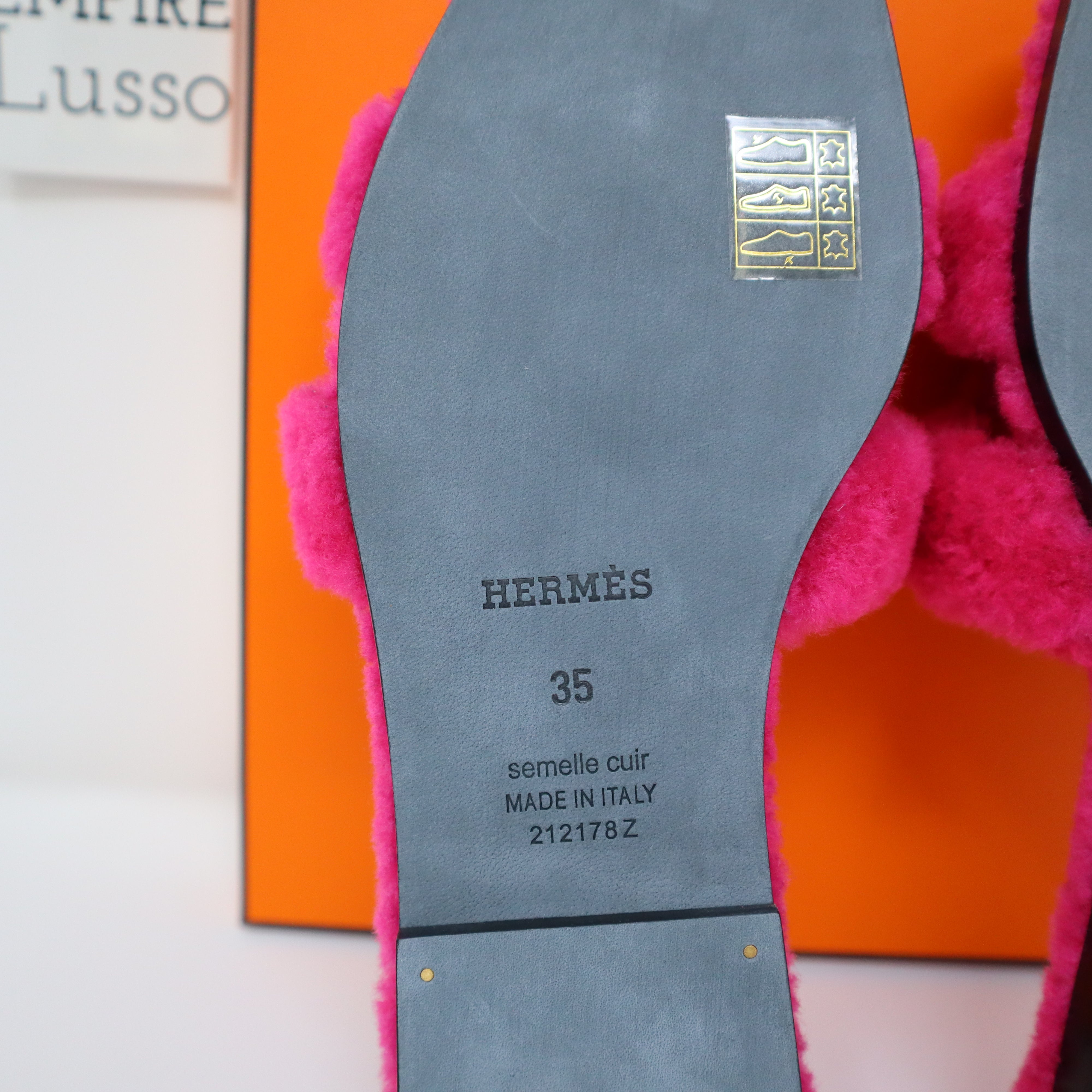 RARE NEW Hermes Oran H Sandals Slippers 38.5 8.5 Fuchsia PINK Lizard Flats  Shoes