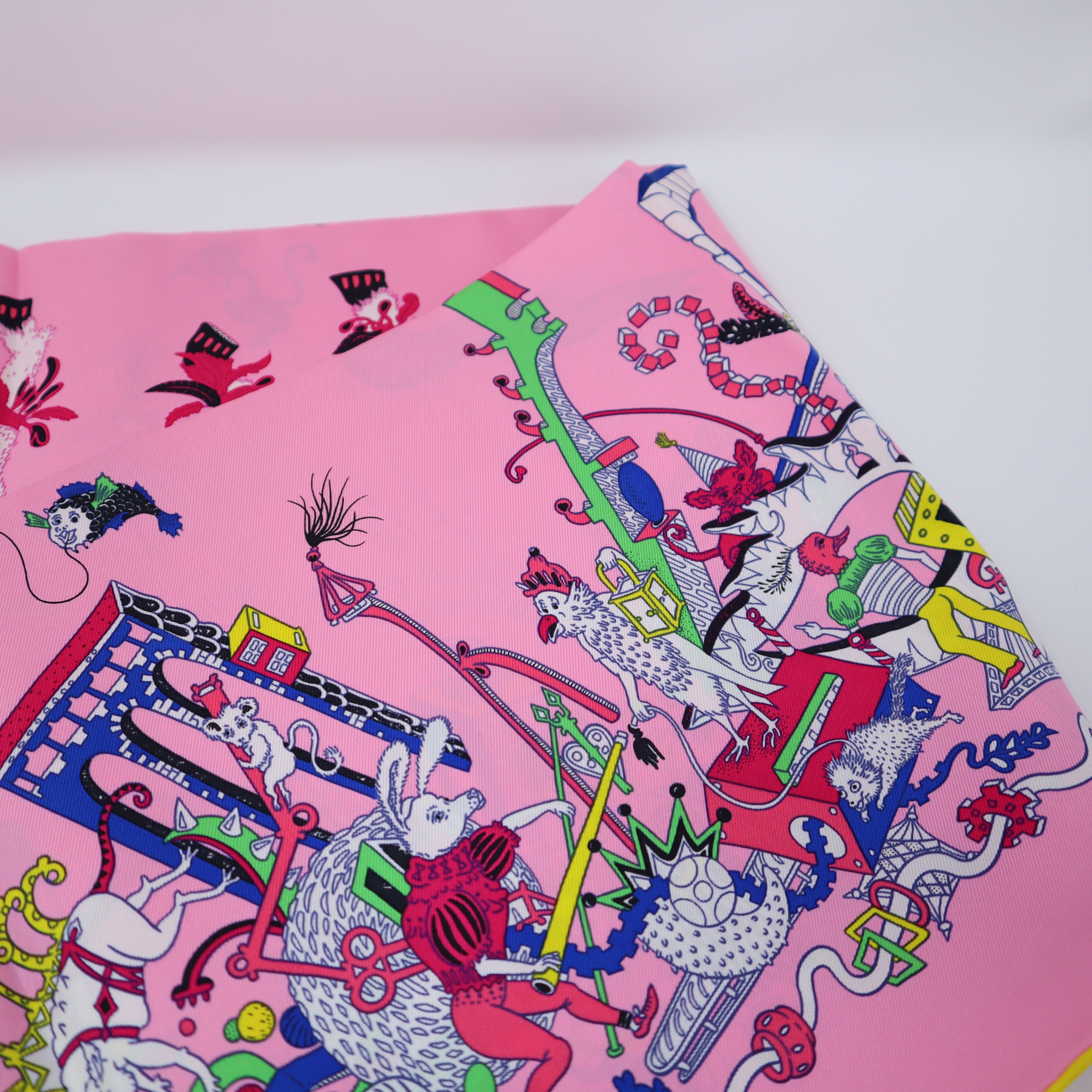 Hermes Pink Twill Silk 90 cm 36 della Cavalleria Favolosa Scarf Shawl