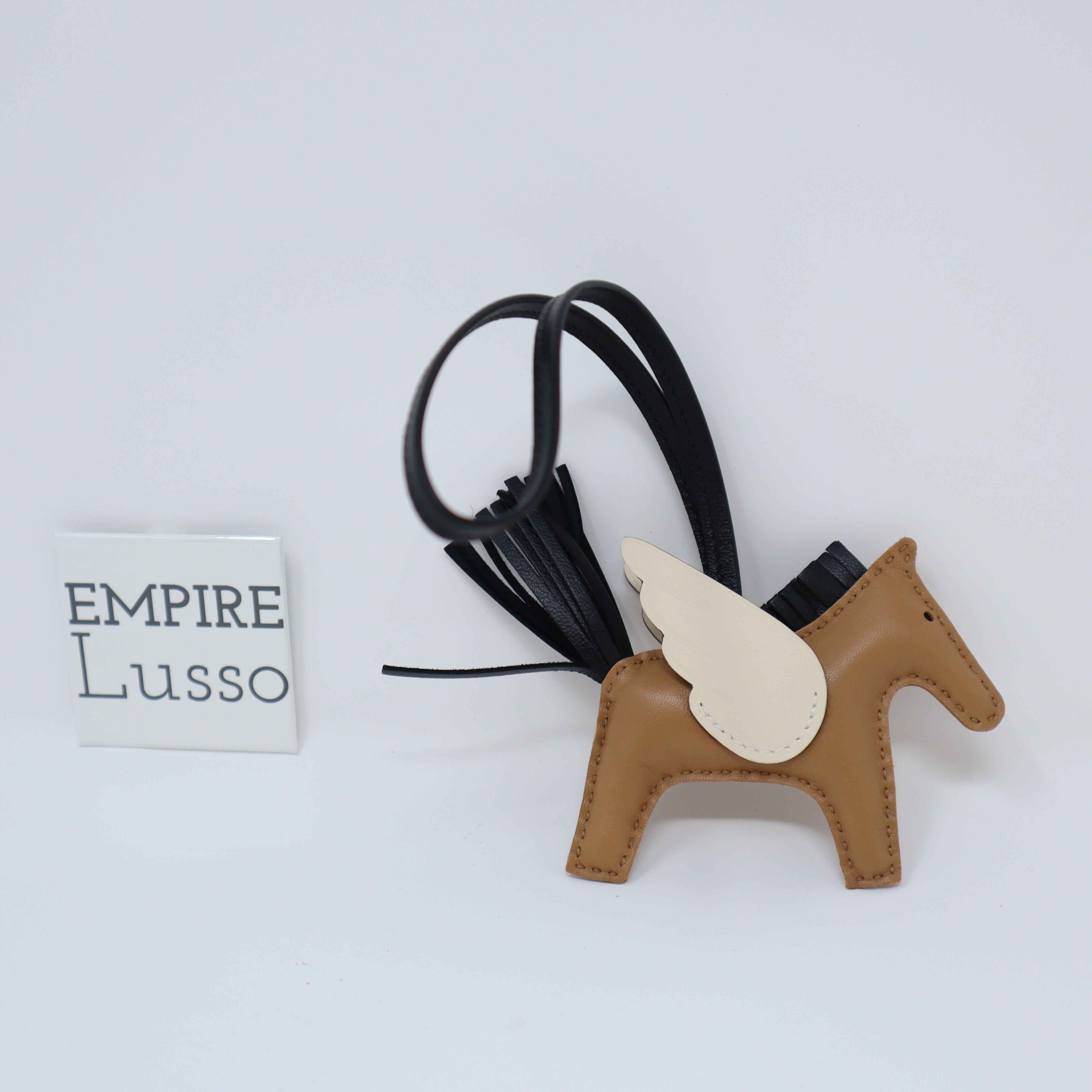 Hermès Rodeo Pegasus PM Milo Sesame / Black / Nata