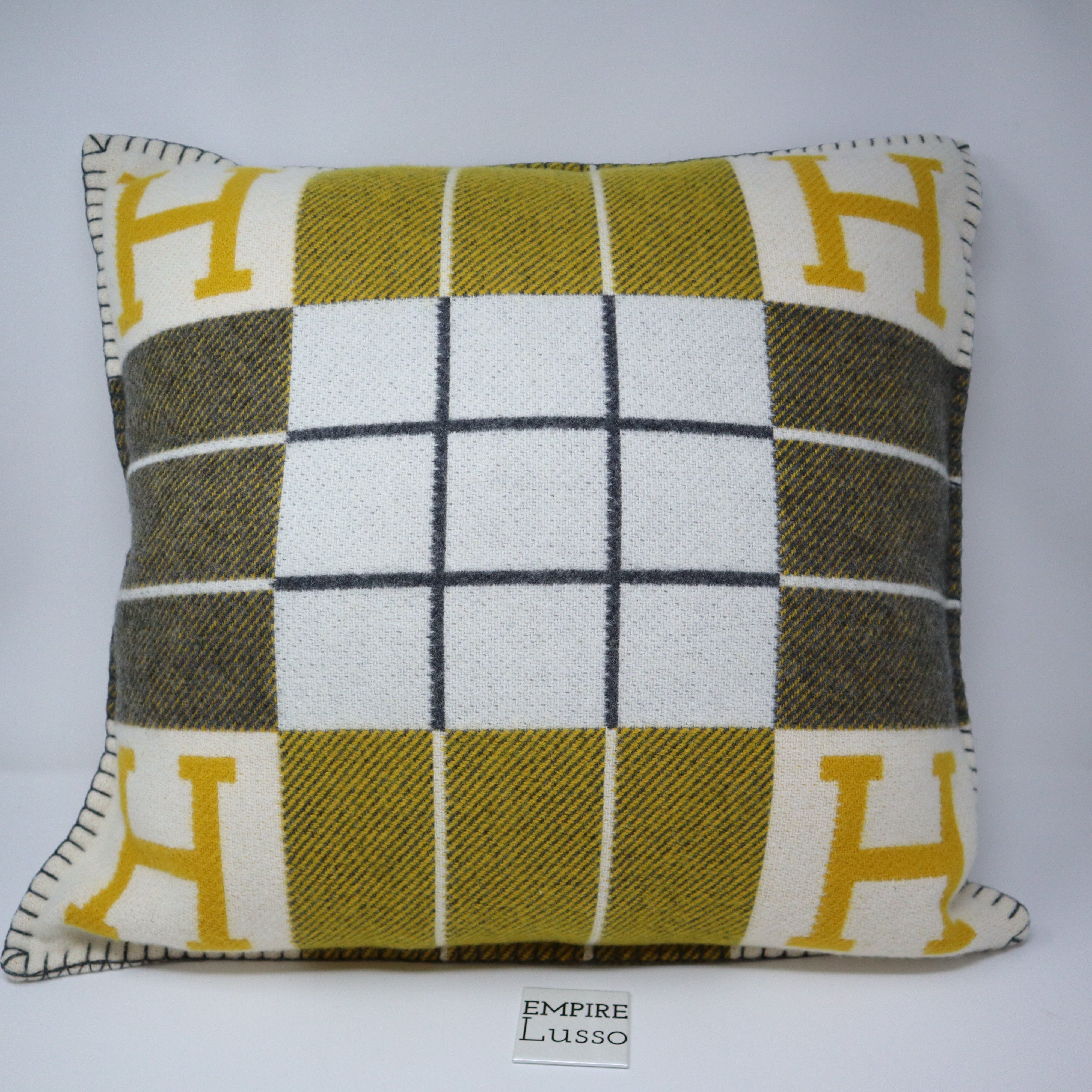 NEW HERMES Wool Cashmere Avalon III Pillow PM Gris Soleil YELLOW