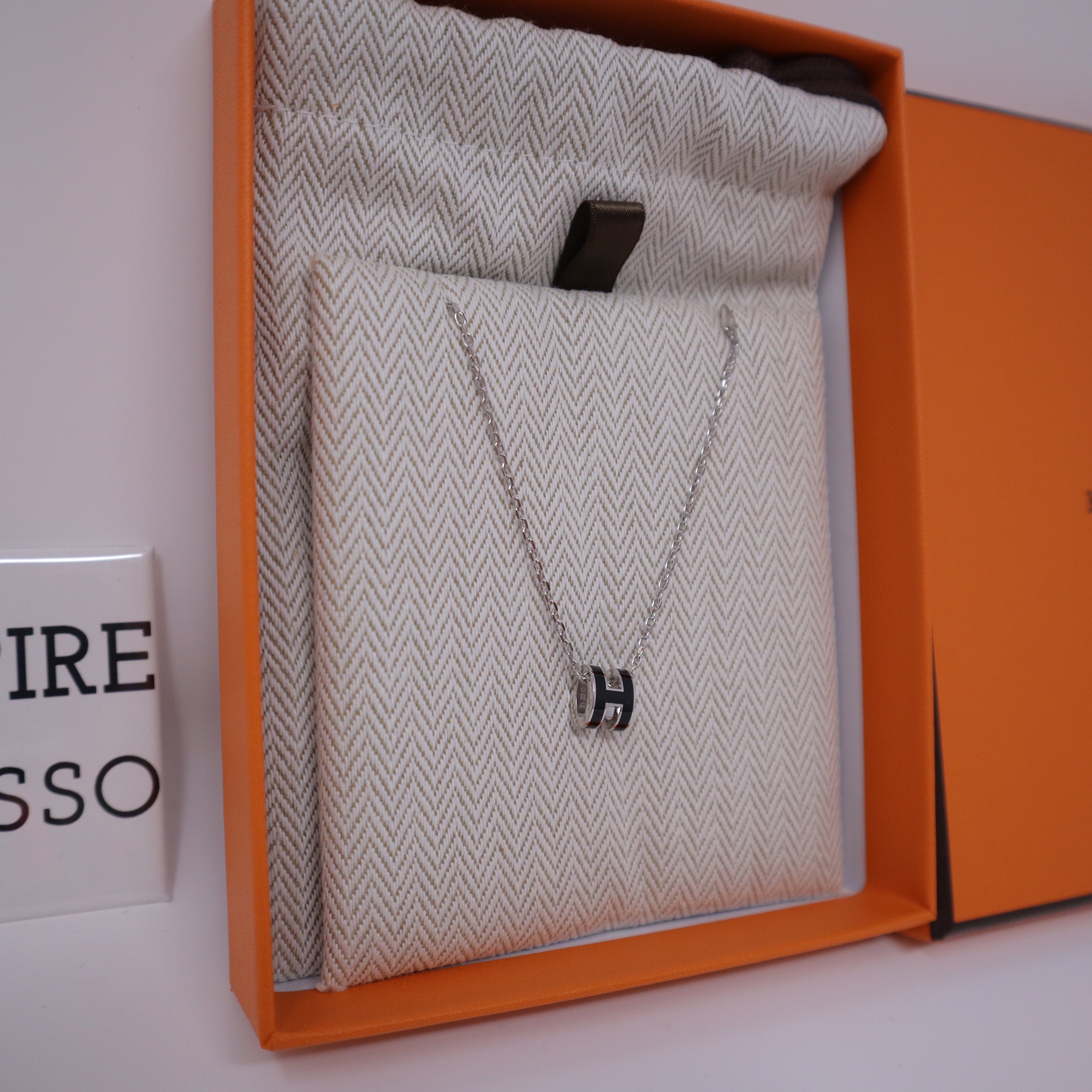 Hermes Mini Pop H Necklace Marron Glace GHW – brandlover.net