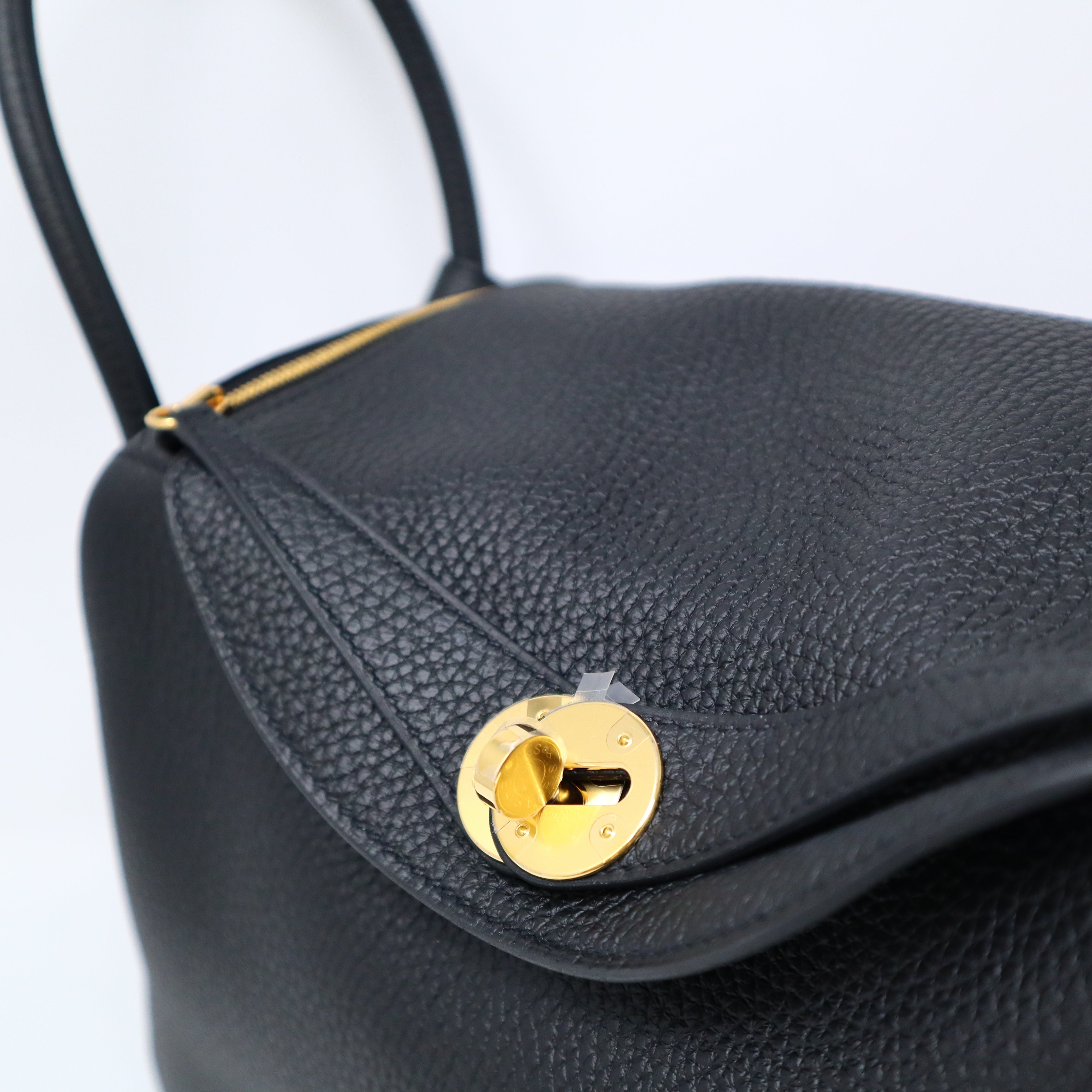 Hermes Lindy 26 Gold Clemence Palladium Hardware – Madison Avenue Couture